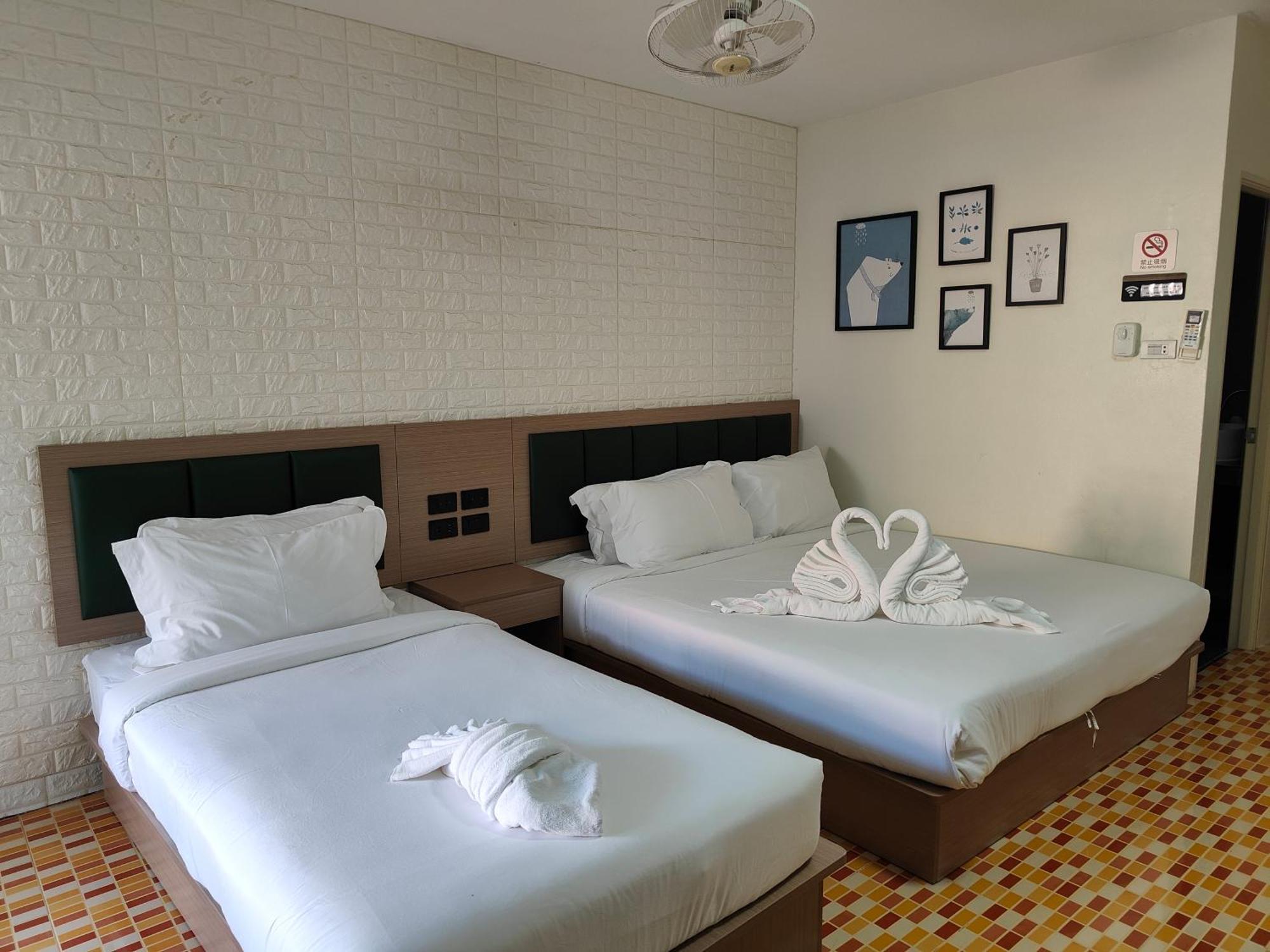 Baankasemsuk Resort 般咔 深宿 Patong المظهر الخارجي الصورة
